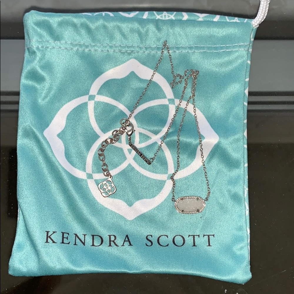 White sparkling Kendra scott necklace (newer)